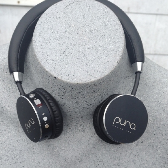 Puro Black Wireless Headphones NWOT 45mm driver - Picture 1 of 3